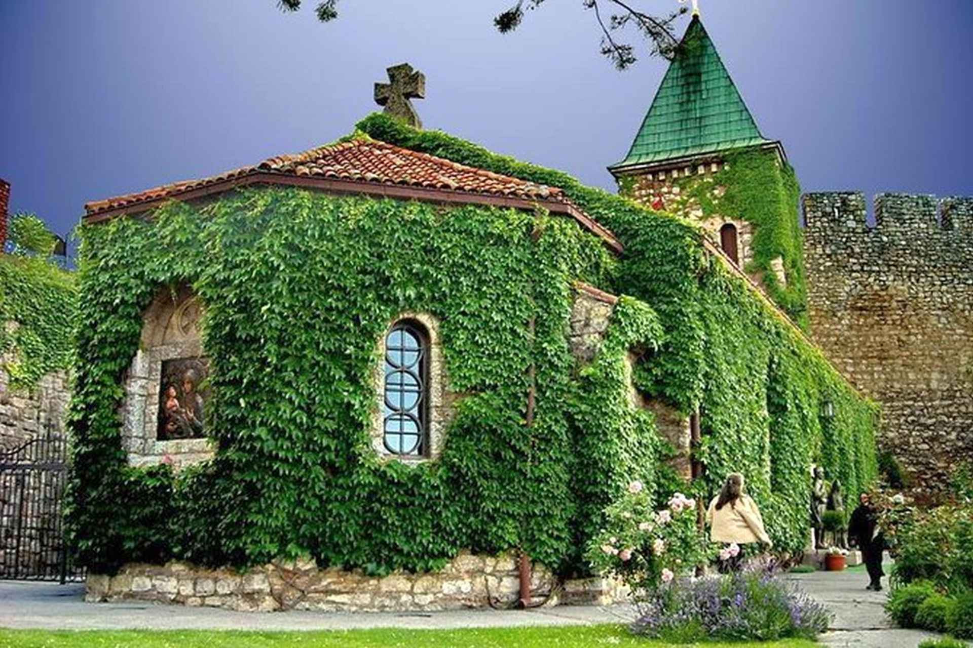 Belgrado: Tour Guiado por los Destacados de la Ciudad | Guide to Europe