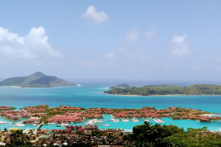 Mahé: Individuelle private Inseltour mit Fahrer