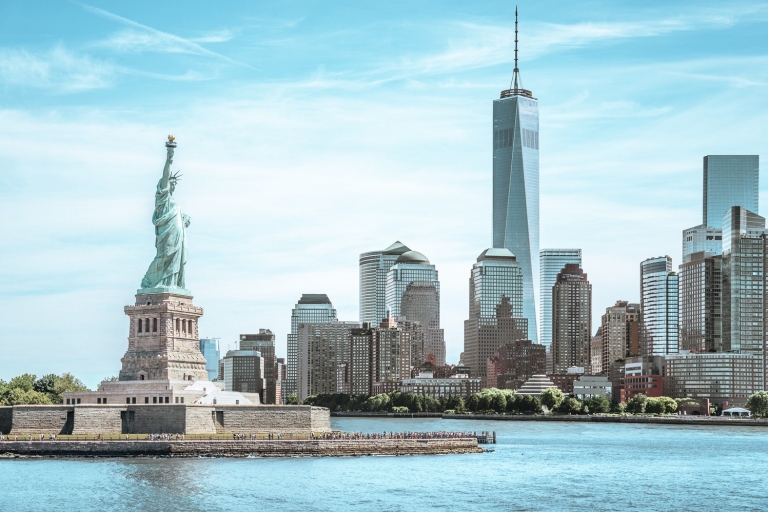 NYC: rondvaart van 1 uur rond Vrijheidsbeeld & Ellis IslandRondvaart van 60 minuten rond Vrijheidsbeeld & Ellis Island