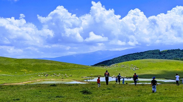 Visit Norcia Guided Hiking Tour in the Countryside in Norcia