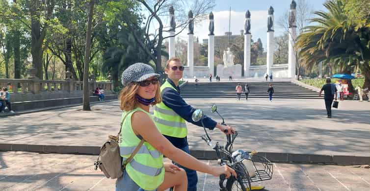 Electric Bike City Tour with a taco stop. photo 5