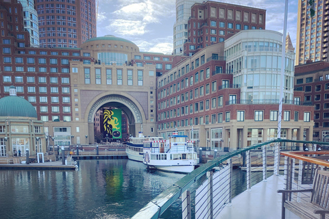 Boston: New England Harbor CruiseBoston Harbor Cruise