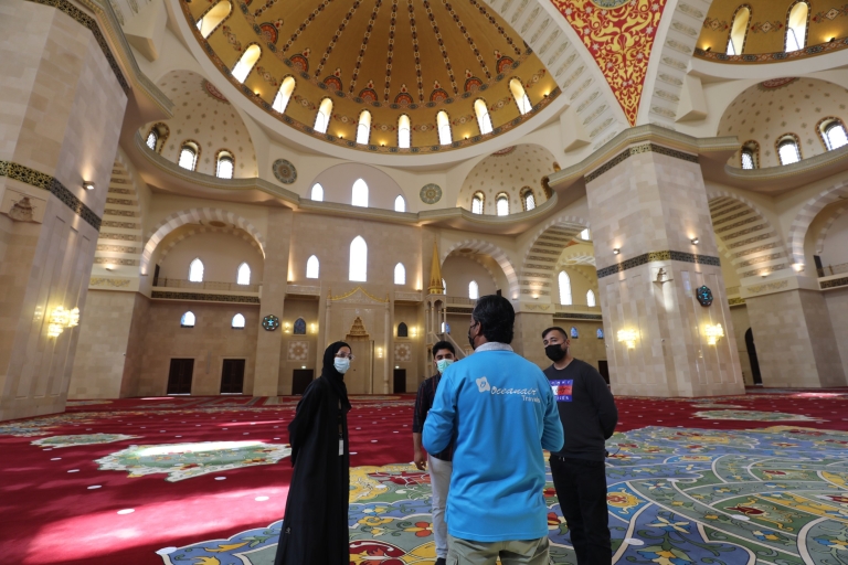 Dubai: Sjeik Zayed-moskee, Fujairah en Khorfakkan-tourPrivérondleiding in het Engels