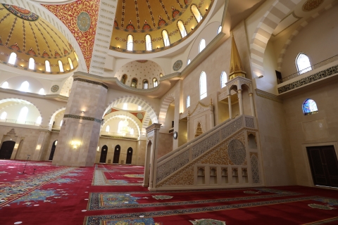 Dubaj: Meczet Szejka Zayeda, Fujairah i Khorfakkan TourPrywatna wycieczka w języku angielskim