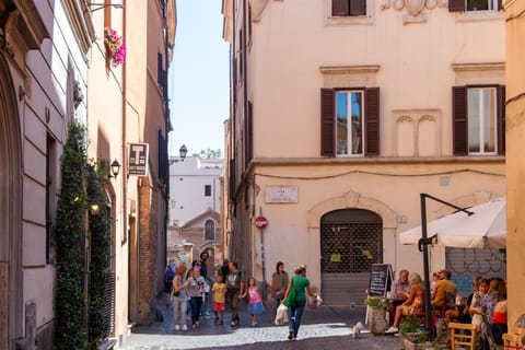 Rome: Trastevere Guided Walking Tour