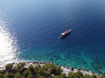 From Athens: Aegina, Agistri and Metopi Day Cruise w/ Lunch