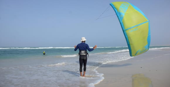 Sal: Kitesurfing Lessons