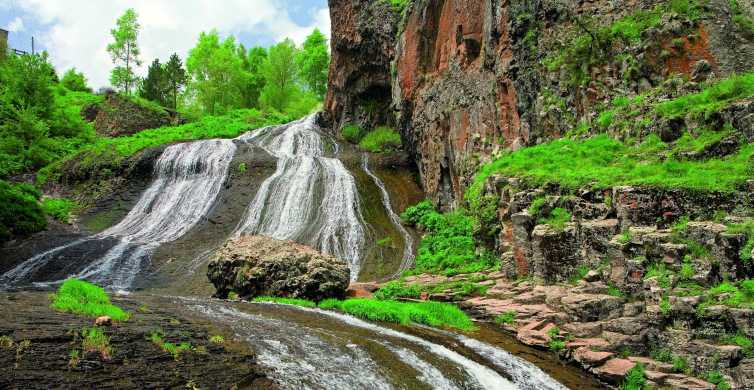 From Yerevan: Lake Sevan, Noratus, and Jermuk Day Tour
