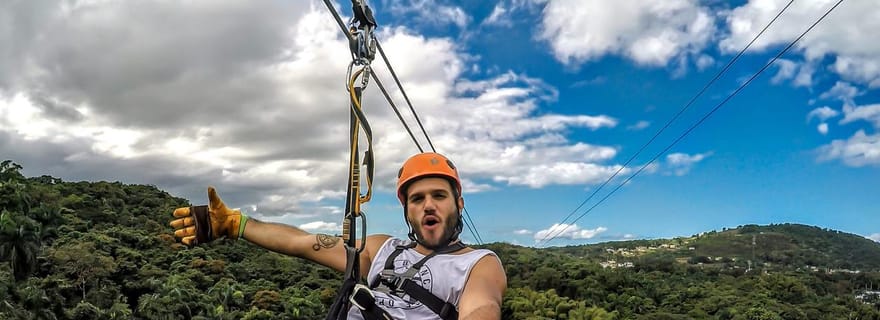 De San Juan: randonnée combinée dans la forêt d'El Yunque et tyrolienne