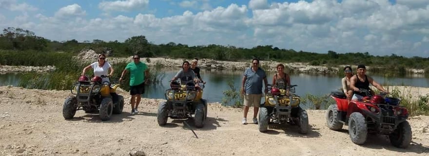 Depuis Progreso : Excursion en VTT dans la ville fantôme et accès au Beach Club
