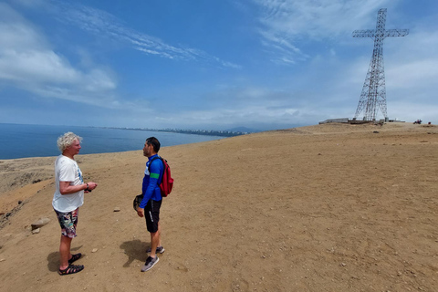 From Miraflores: Highlights Bike Tour of Lima & Jesus Statue Lima: Miraflores, La Costa Verde, and Chorrillos Bike Tour