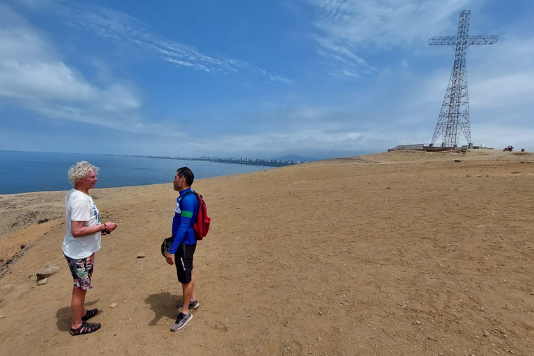 From Miraflores: Highlights Bike Tour of Lima & Jesus Statue Lima: Miraflores, La Costa Verde, and Chorrillos Bike Tour