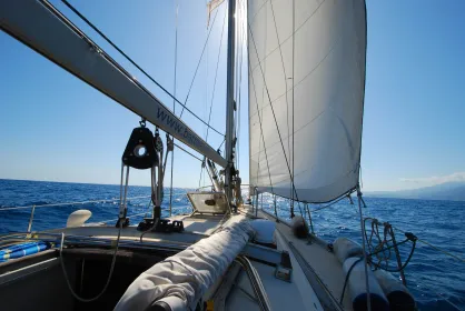 La Spezia: Ganztägige Segeltour durch die Cinque Terre