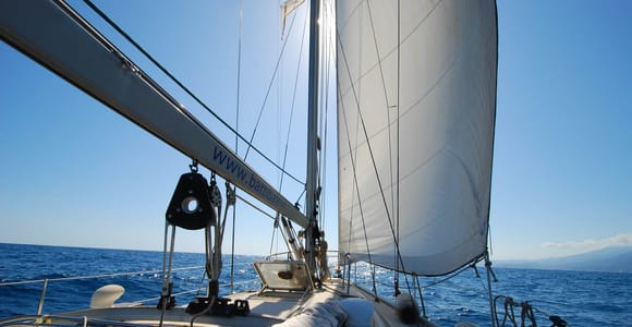 La Spezia: Full-Day Cinque Terre Sailing Tour