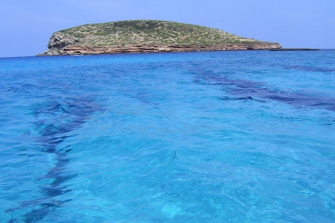 Ibiza : randonnée aquatique, plages et visite des grottesVisite en groupe