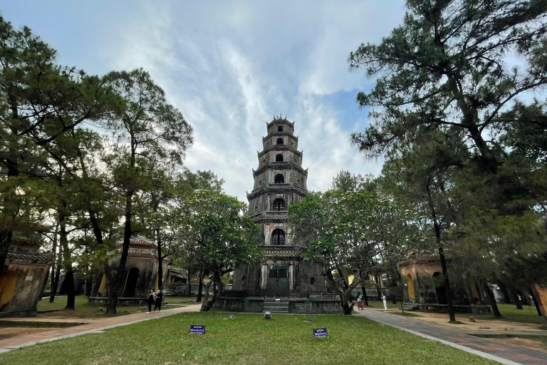 De Hoi An/Da Nang: Viagem de 1 dia pela cidade de Hue com almoçoDe Da Nang: Viagem de 1 dia pela cidade de Hue com almoço