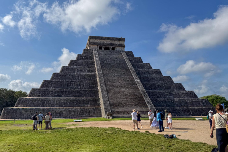 Playa del Carmen: Chichen Itza, Valladolid, Cenote & Buffet
