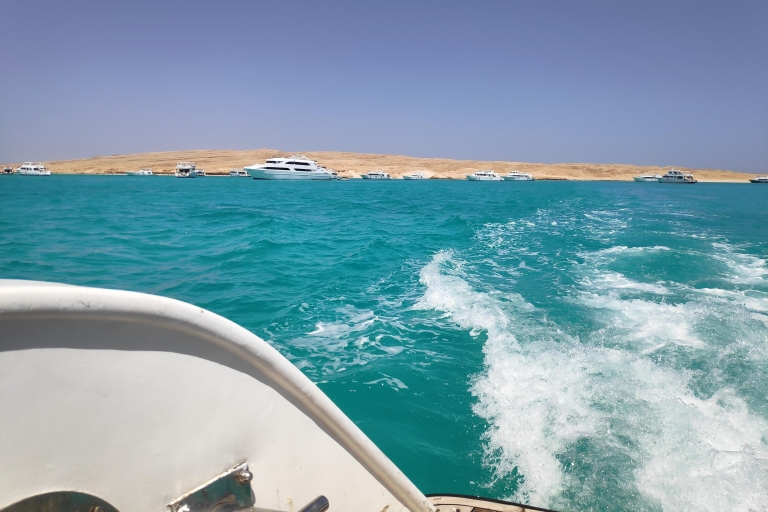 Hurghada: Pomarańczowa Wyspa i obserwacja delfinów podczas snorkelingu