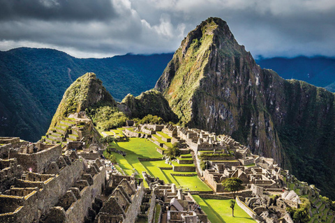 De Cusco: Pernoite em Machu Picchu e Viagem ao Vale Sagrado