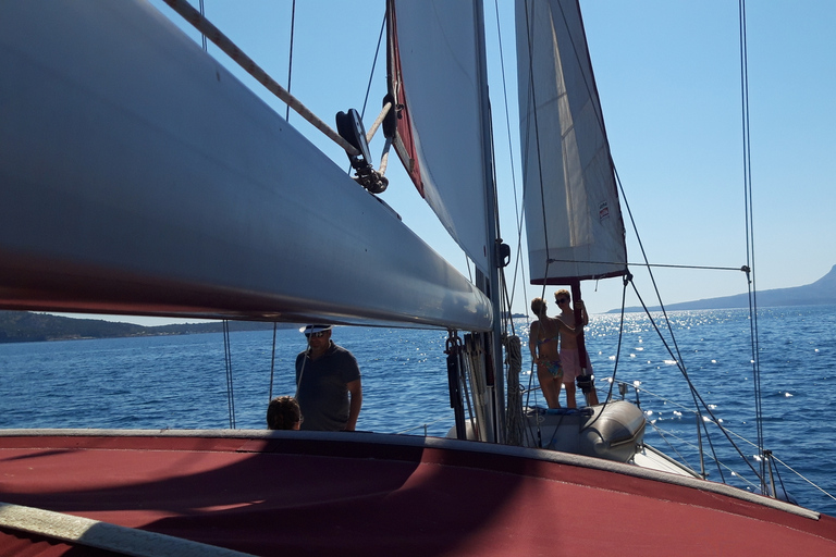 From Chania: Fully Private Sailing Cruise with Meal & Drinks
