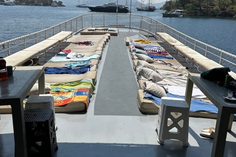 Excursion quotidienne en yacht à Gocek et excursion d'une journée sur les 12 îles