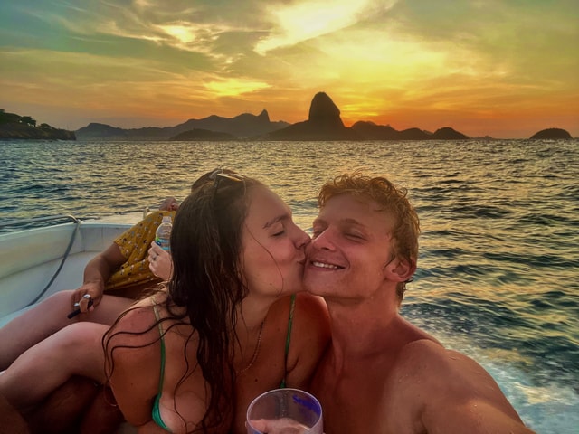 Rio de Janeiro: Speedboat Sunset Tour with Beer