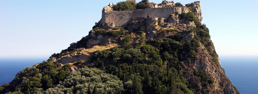 Corfou : Randonnée guidée au château d'Angel et coucher de soleil