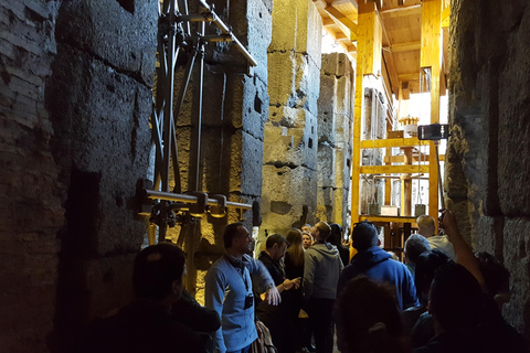 Rome: Colosseum with Undergrounds and Arena Tour Rome: Colosseum Undergrounds Guided Tour in Spanish
