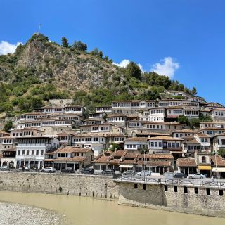ティラナ：4日間のアルバニア遺産ハイライト旅行