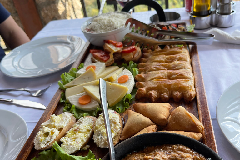 Kruja & Durres: historische rondleiding met lunch