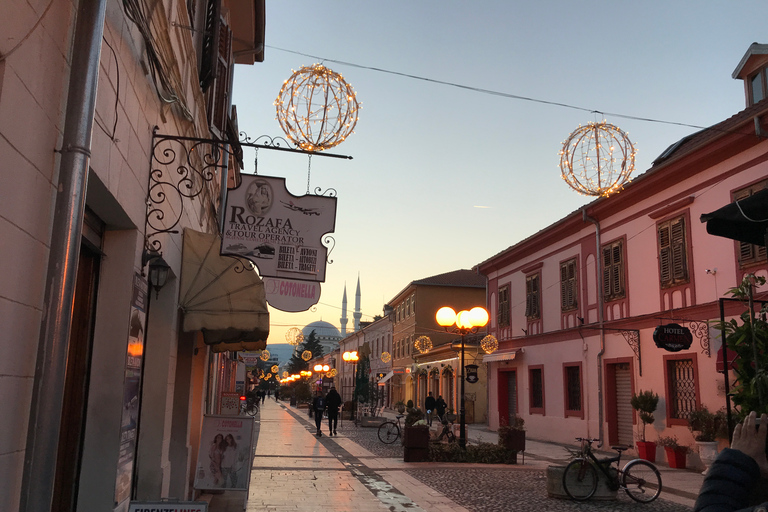 Tirana: mini-excursion de 4 jours dans le nord de l'AlbanieChambre Twin-Share