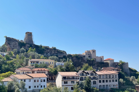 Tirana: mini-excursion de 4 jours dans le nord de l'AlbanieChambre Twin-Share