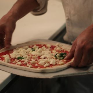 Walking Tour of Central Rome og Pizza Making Experience