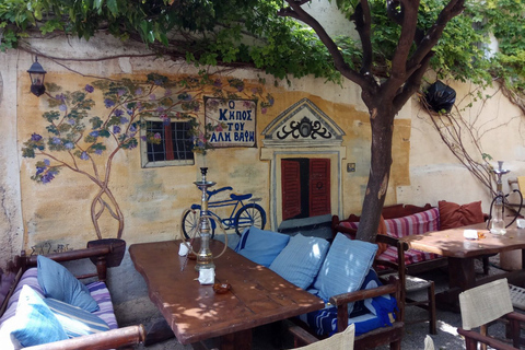 Rethymno: Paseo por el casco antiguo con comida y taller de filoRethymno: Tour a pie privado por el casco antiguo con comida