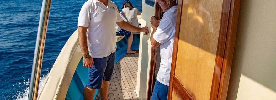 Sorrente : Nagez, dînez et trinquez lors de l'excursion au coucher du soleil sur la côte de Sorrente