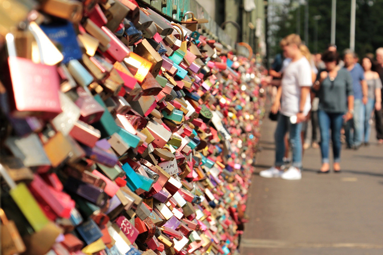 Cologne: Old Town Highlights Walking Tour