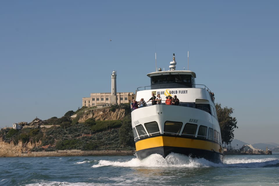 San Francisco: Hop-on Hop-off Bus, Boat, and Bike Combo Tour image 2