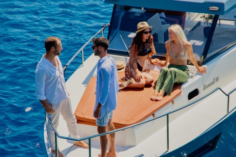 Santorini: Indywidualny prywatny rejs ze skipperemIndywidualny rejs prywatny, 3 godziny