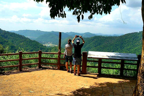 Bangkok: excursión de un día al Parque Nacional Khao Yai con paseo a caballoTour privado de 1 día Parque Nacional Khao Yai y equitación