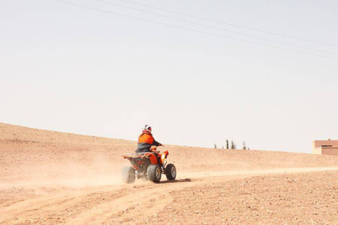 Marrakesh: giro in cammello nel deserto di Agafay e tour in ATVMarrakech: giro in cammello nel deserto di Agafay e tour in quad