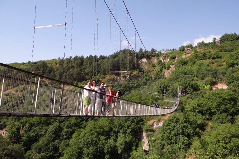 Desde Ereván: viaje guiado de 2 días a la bodega Khndzoresk y Areni
