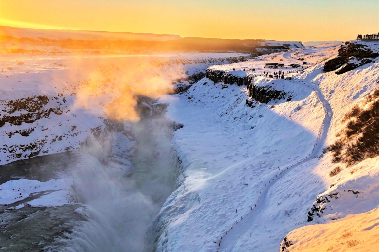 From Reykjavik: Golden Circle & Blue Lagoon Small Group Tour Tour with Pickup from Selected Locations