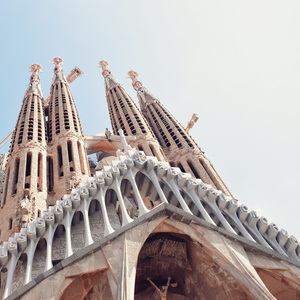 Fast-Track Access: Sagrada Familia 1.5-Hour Guided Tour