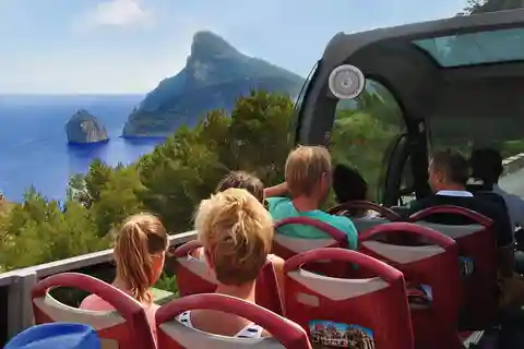 Formentor: Tour in autobus e in barca di Xperience dal Nord