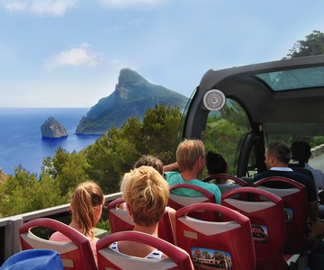 Formentor: Xperience Bus and Boat Tour from the North