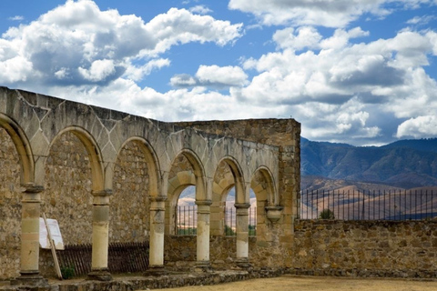 Oaxaca: Monte Alban und historische Dörfer Ganztagestour