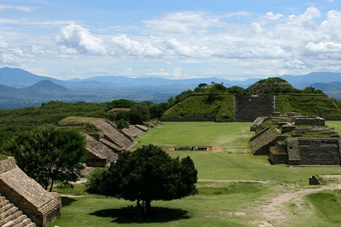 Oaxaca: Monte Alban und historische Dörfer Ganztagestour