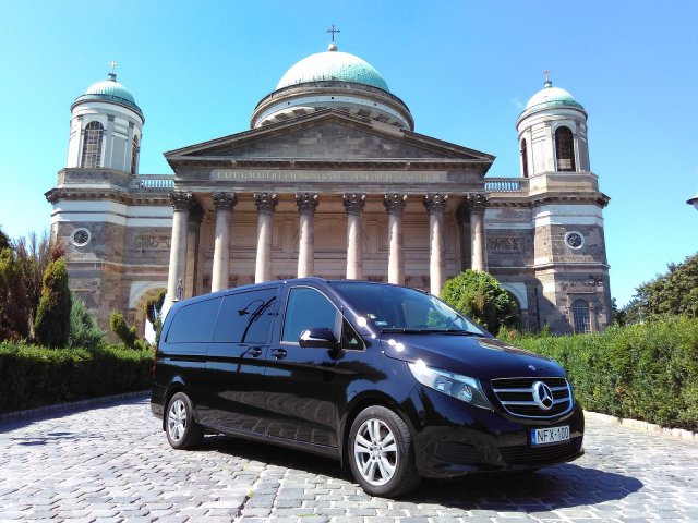 Budapest: Private Transfer from/to Airport/Railway Stations
