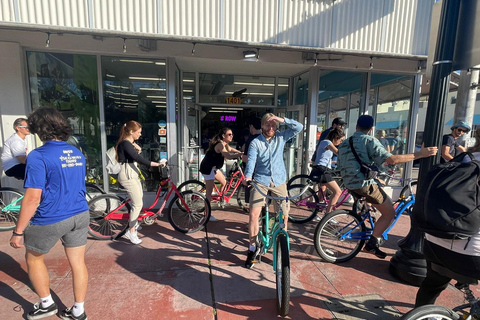 Miami: Passeio de bicicleta cultural e arquitetônico por South BeachPasseio Compartilhado