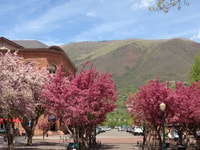 Aspen, Von der Vergangenheit bis zur Gegenwart Geschichte Wandertour - Hizvo